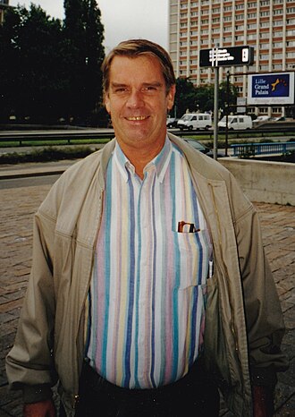 Portrait of Kyle Larsen